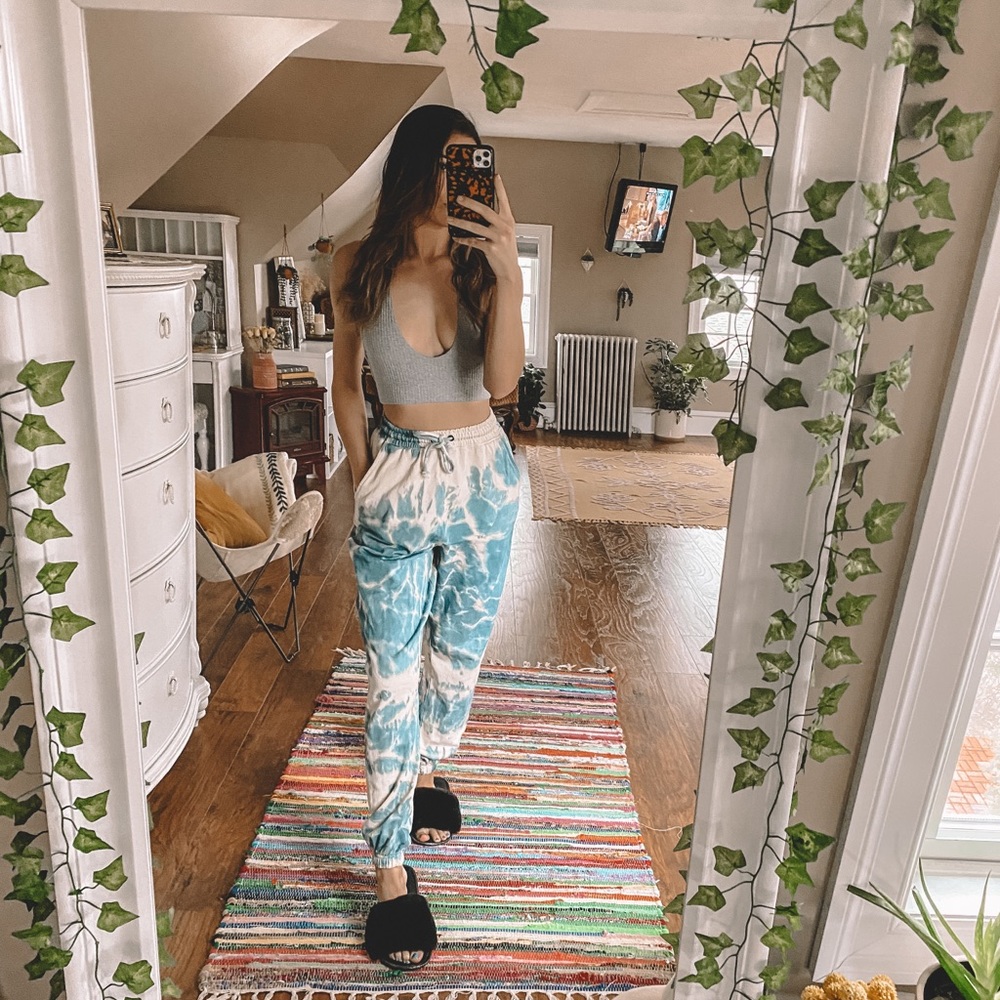 Halter top
